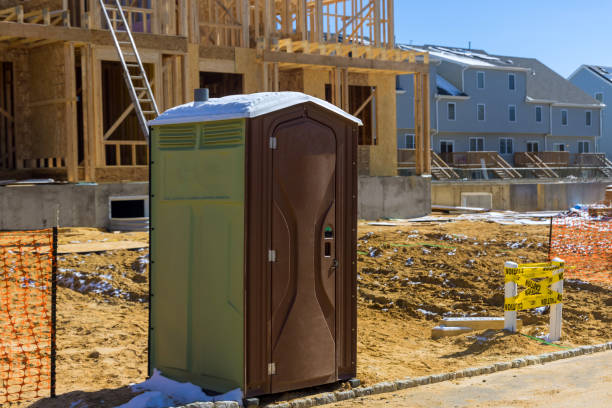 Best Porta potty rental near me  in Lewiston, UT