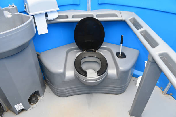 Best Porta potty rental near me  in Lewiston, UT